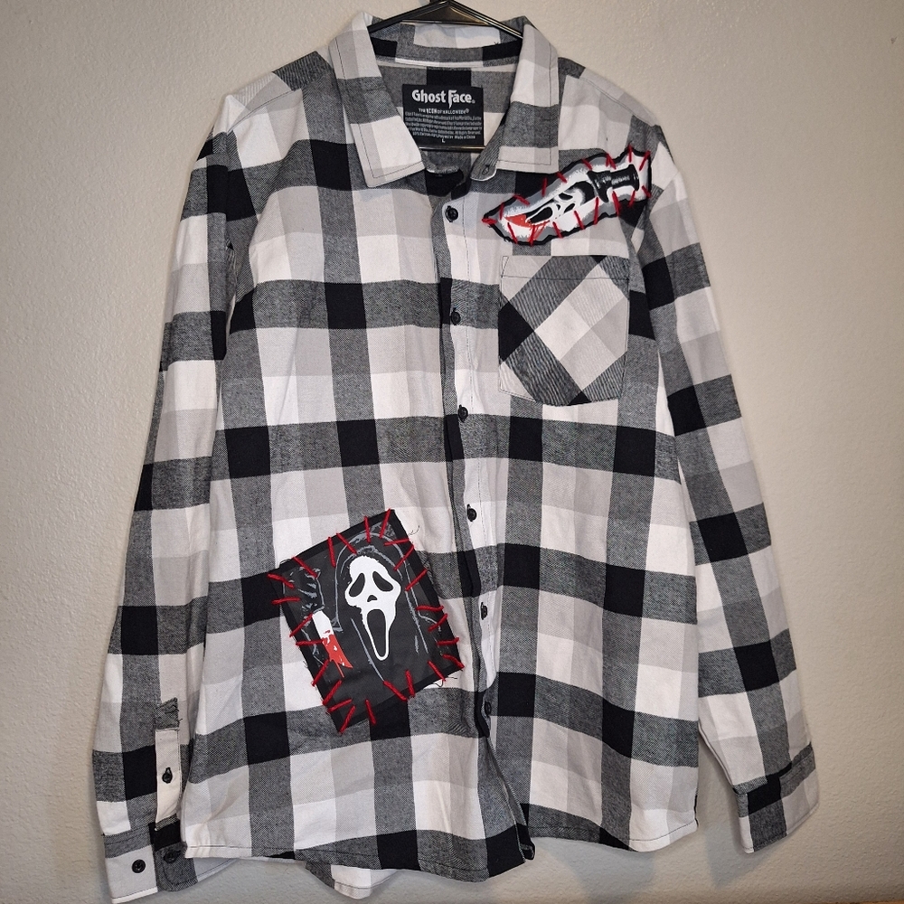NWT Adult Ghostface Flannel Shirt Size Large